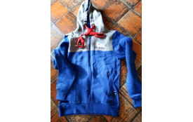SWEAT A CAPUCHE